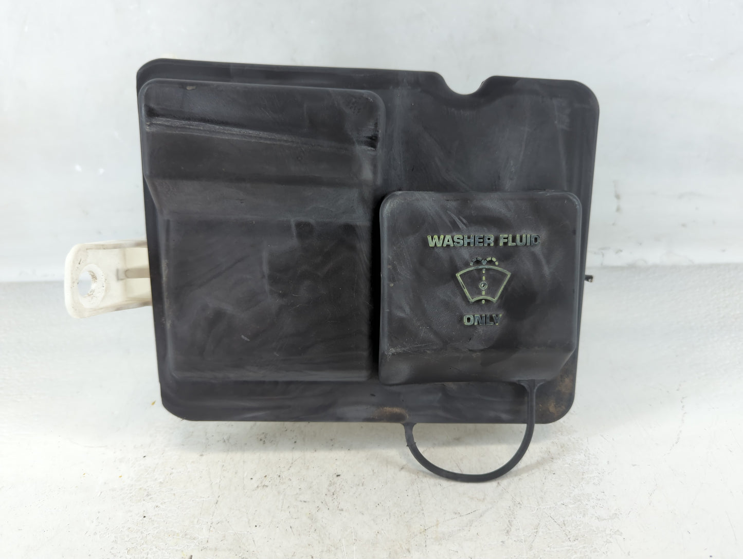 1998-2006 Ford F-150 Windshield Washer Fluid Reservoir Bottle Oem - Oemusedautoparts1.com