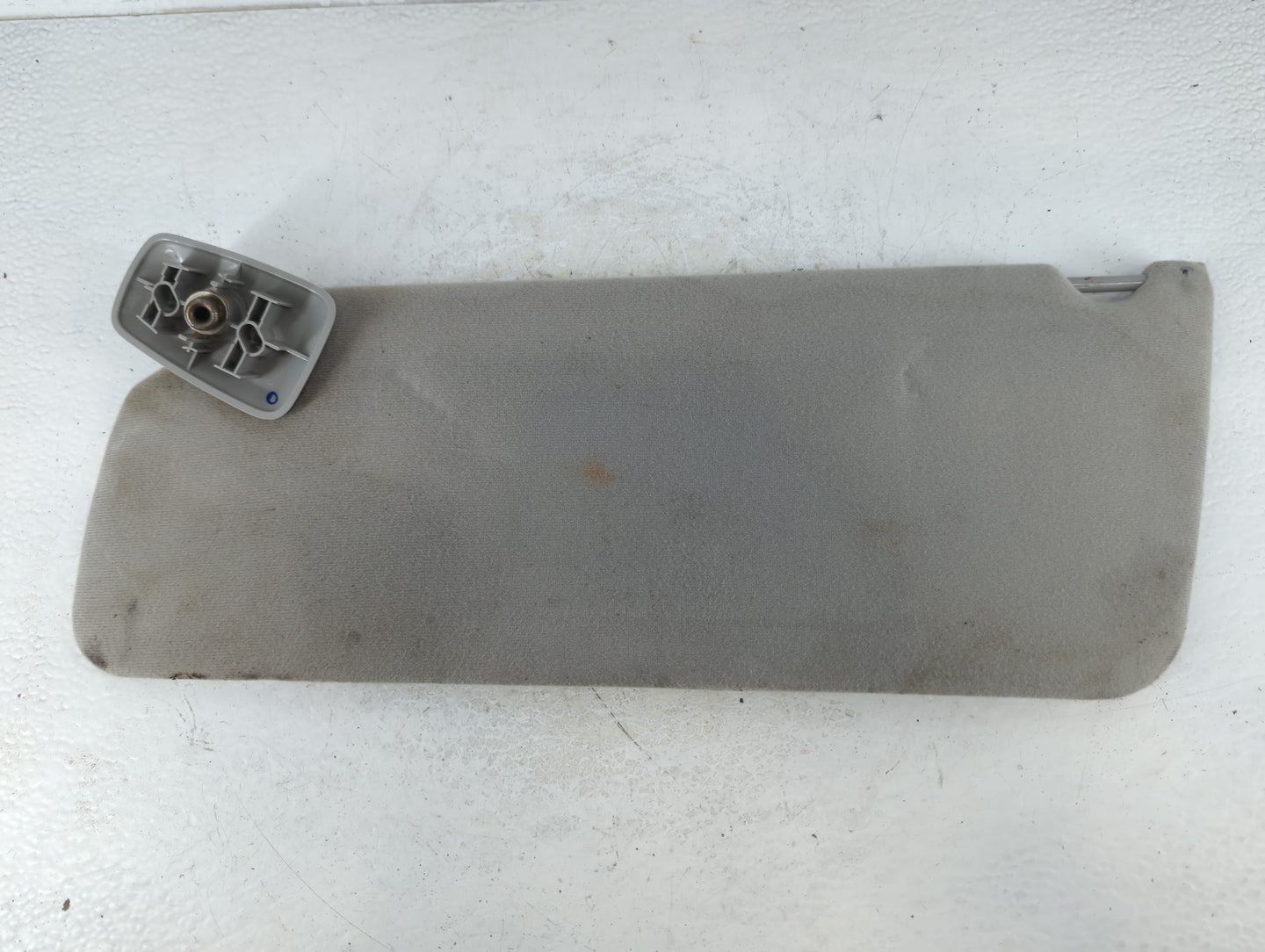 2004-2008 Ford F-150 Sun Visor Shade Replacement Driver Left Mirror Fits Fits 2004 2005 2006 2007 2008 OEM Used Auto Parts -