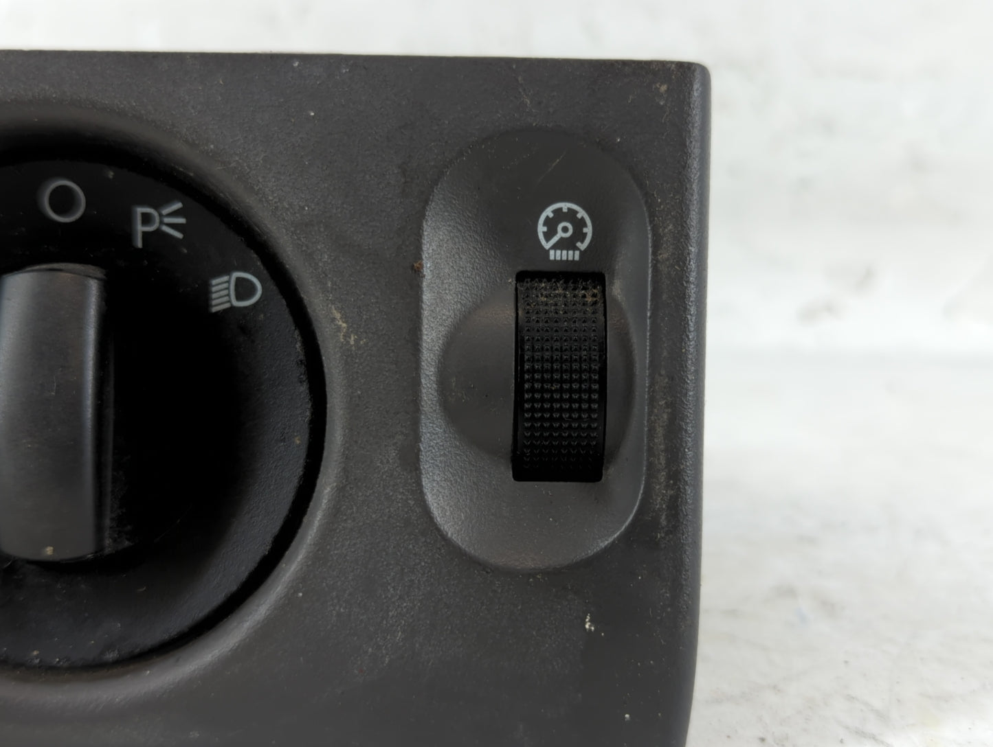 2006 Ford F-150 Headlight Lamp Control Switch - Oemusedautoparts1.com