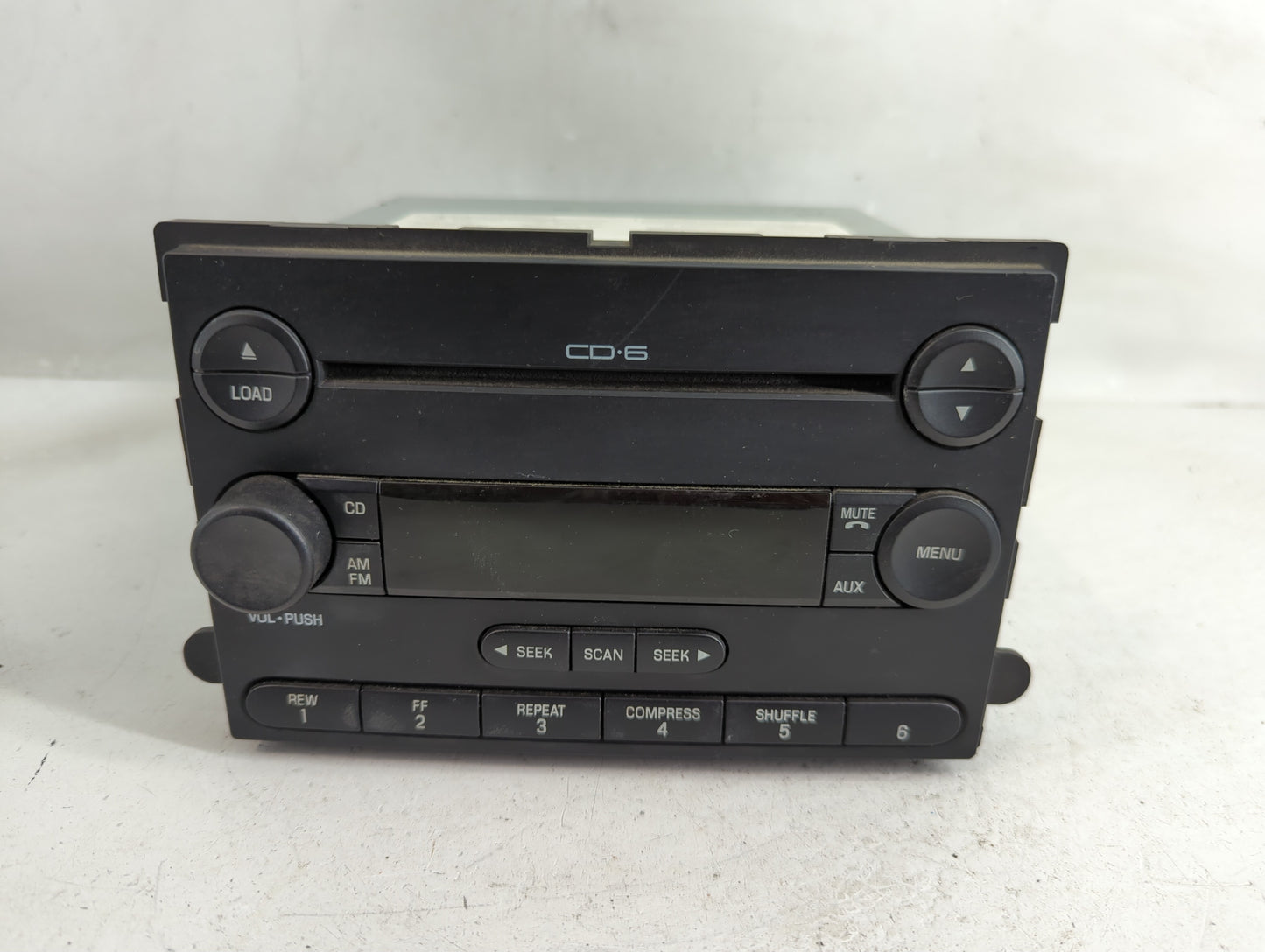 2006 Ford F-250 Super Duty Radio AM FM Cd Player Receiver Replacement P/N:6C3T-18C815-AA Fits OEM Used Auto Parts - Oemuseda