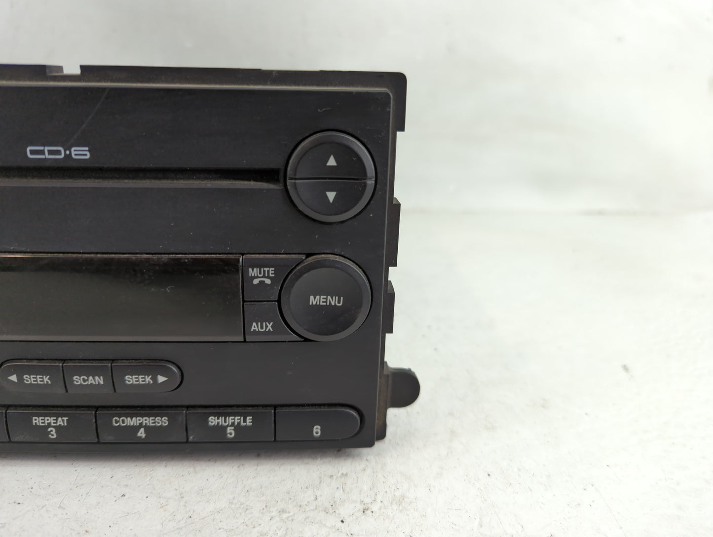 2006 Ford F-250 Super Duty Radio AM FM Cd Player Receiver Replacement P/N:6C3T-18C815-AA Fits OEM Used Auto Parts - Oemuseda