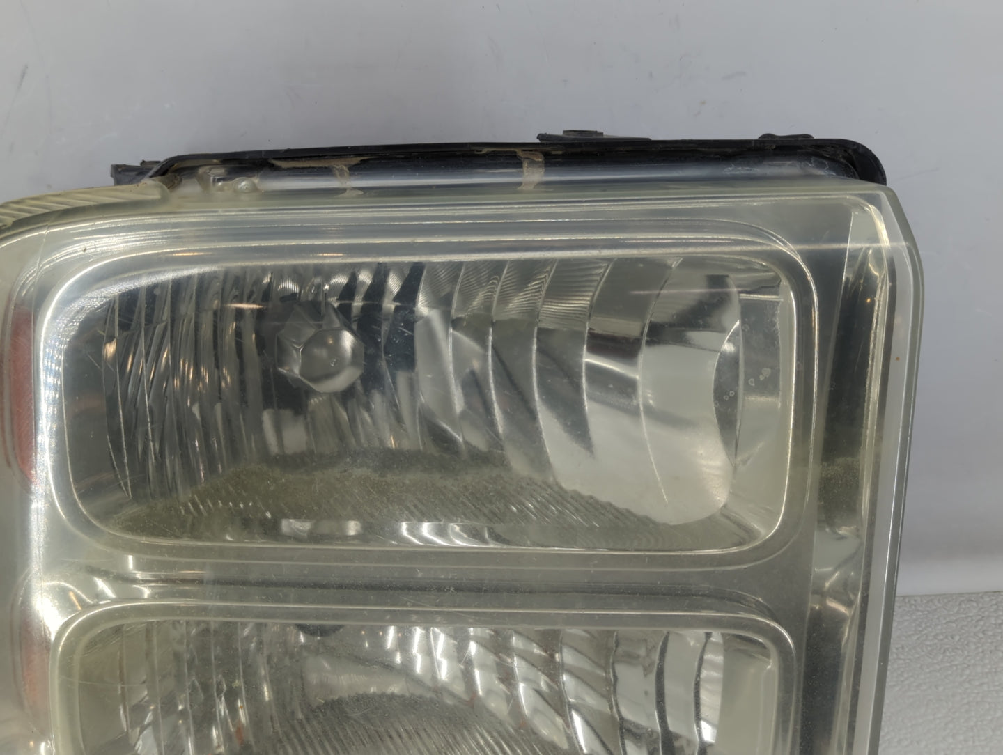 2005-2007 Ford F-250 Super Duty Driver Left Oem Head Light Headlight Lamp - Oemusedautoparts1.com