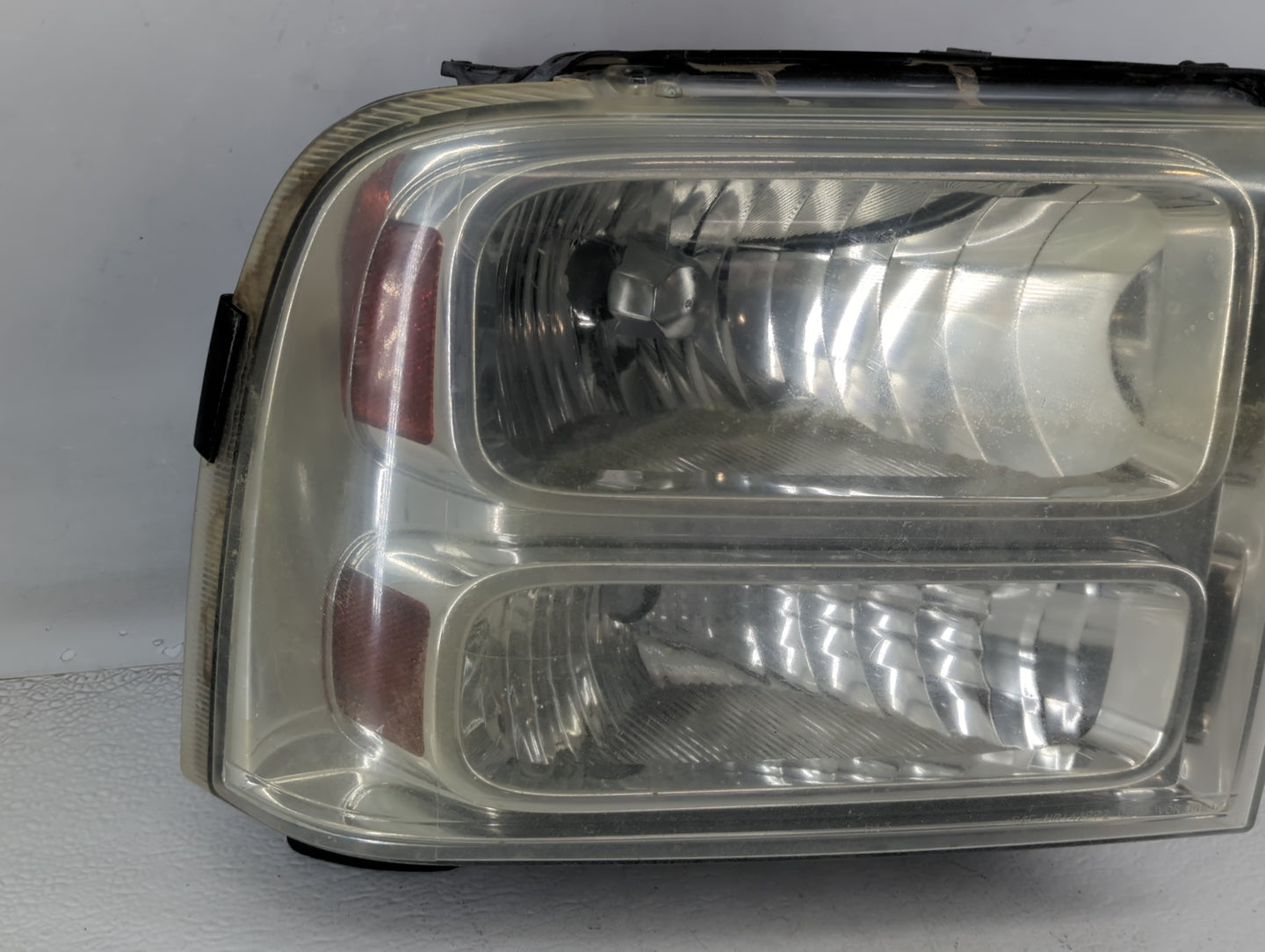 2005-2007 Ford F-250 Super Duty Driver Left Oem Head Light Headlight Lamp - Oemusedautoparts1.com