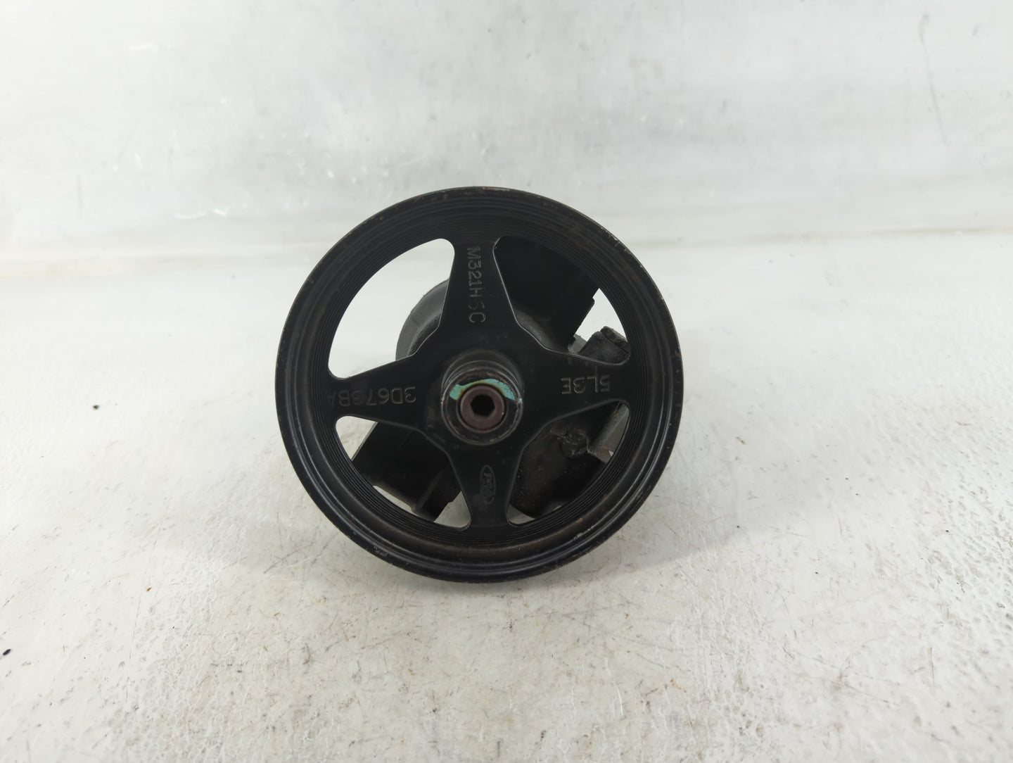 2005-2007 Ford F-250 Super Duty Power Steering Column Pump Oem - Oemusedautoparts1.com