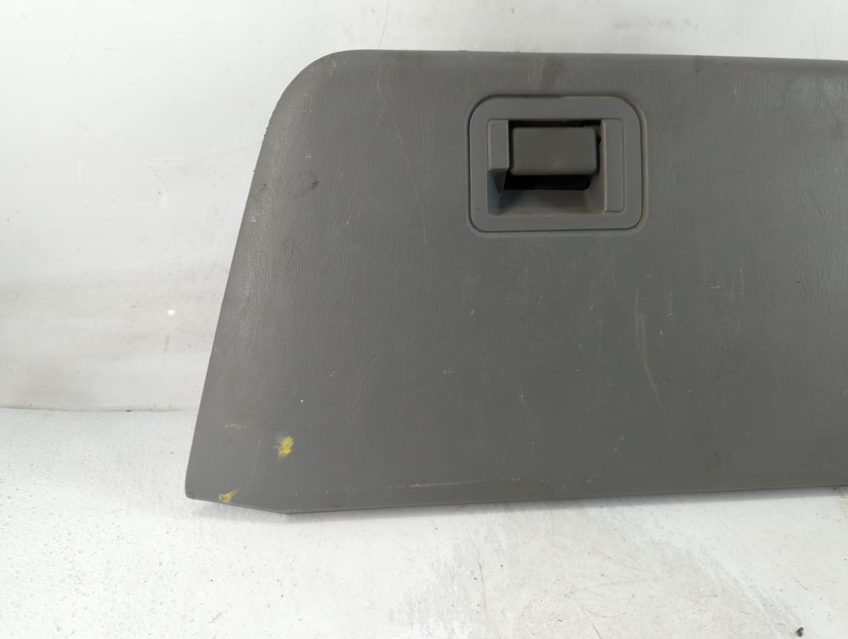 2006 Ford F-250 Super Duty Passenger Glove Box Door Storage Compartment - Oemusedautoparts1.com