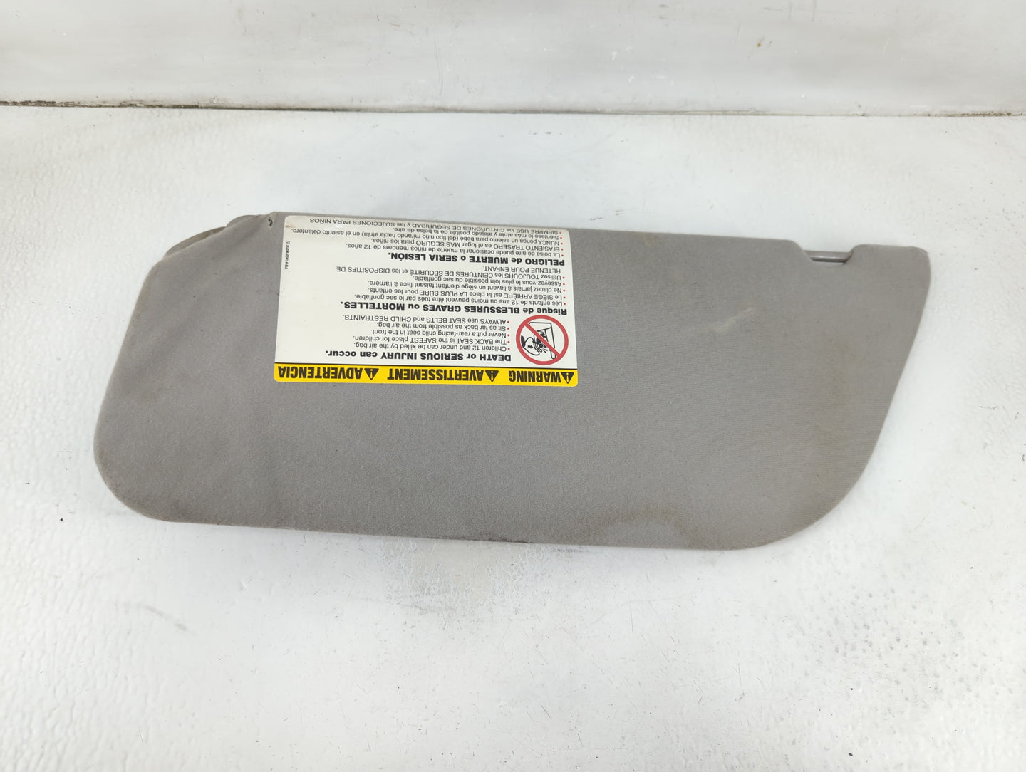 2006 Ford F-250 Super Duty Sun Visor Shade Replacement Passenger Right Mirror Fits OEM Used Auto Parts - Oemusedautoparts1.c
