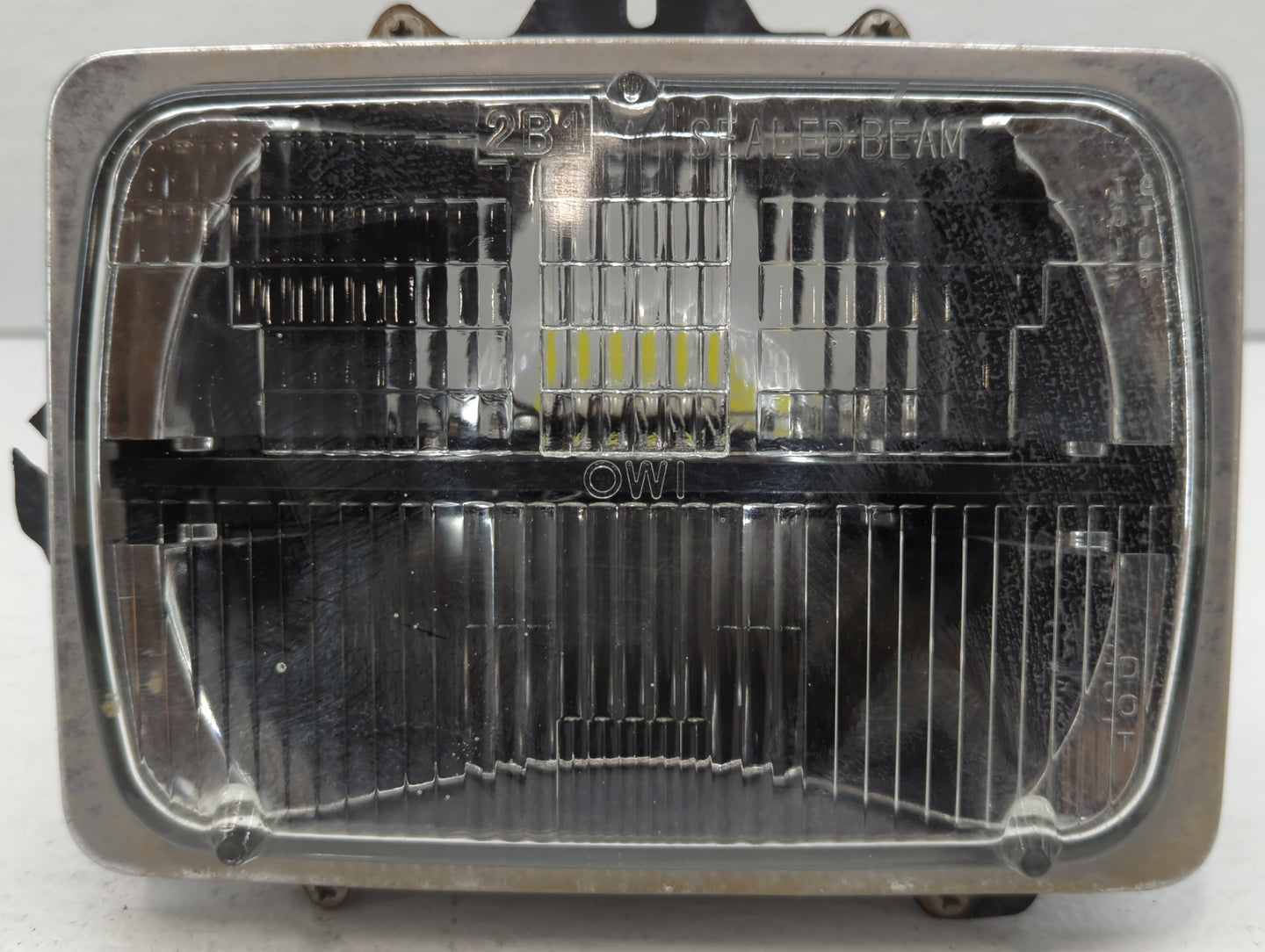 2005-2010 Ford F-350 Super Duty Driver Left Oem Head Light Headlight Lamp - Oemusedautoparts1.com
