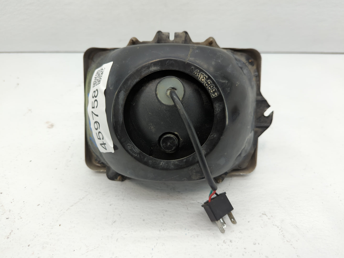 2005-2010 Ford F-350 Super Duty Driver Left Oem Head Light Headlight Lamp - Oemusedautoparts1.com