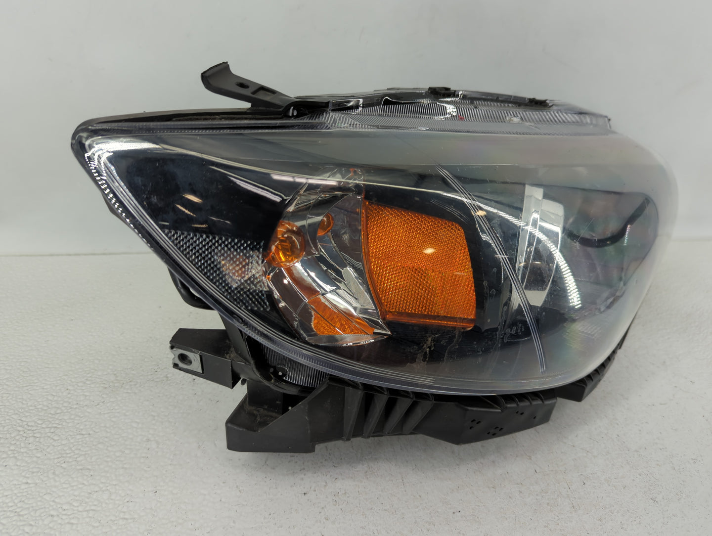 2005 Ford F-350 Super Duty Passenger Right Oem Head Light Headlight Lamp - Oemusedautoparts1.com