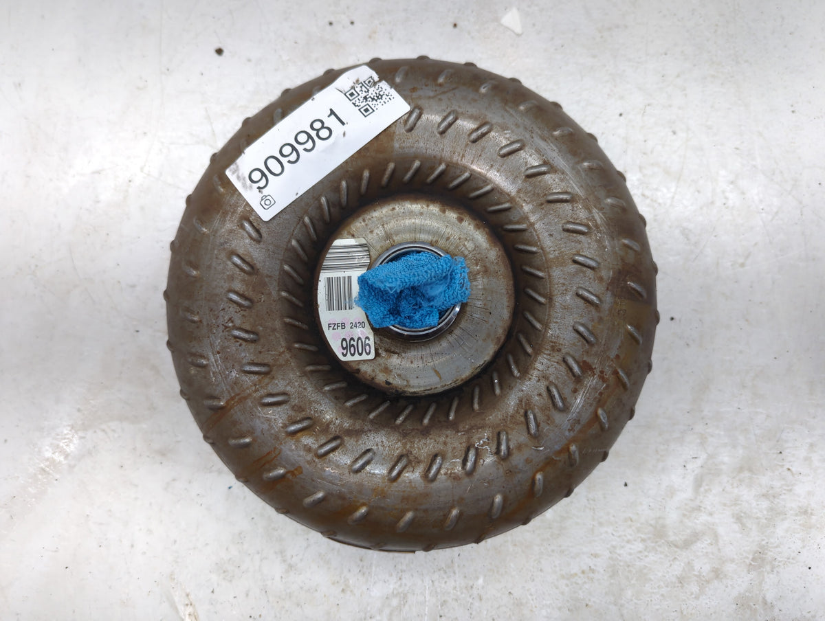 2006 Ford F-350 Super Duty Torque Converter Automatic Transmission OEM P/N:FZFB 24209606 Fits OEM Used Auto Parts - Oemuseda