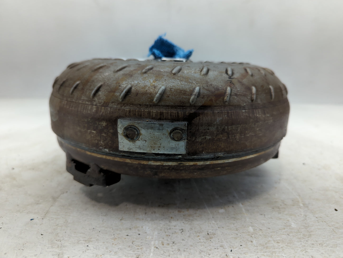 2006 Ford F-350 Super Duty Torque Converter Automatic Transmission OEM P/N:FZFB 24209606 Fits OEM Used Auto Parts - Oemuseda