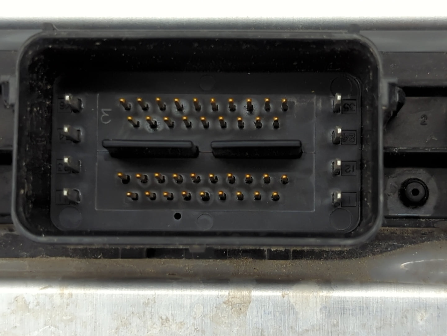 2006 Ford F250sd PCM Engine Control Computer ECU ECM PCU OEM P/N:PCM-122 6C3A-12A650-BZB Fits OEM Used Auto Parts - Oemuseda