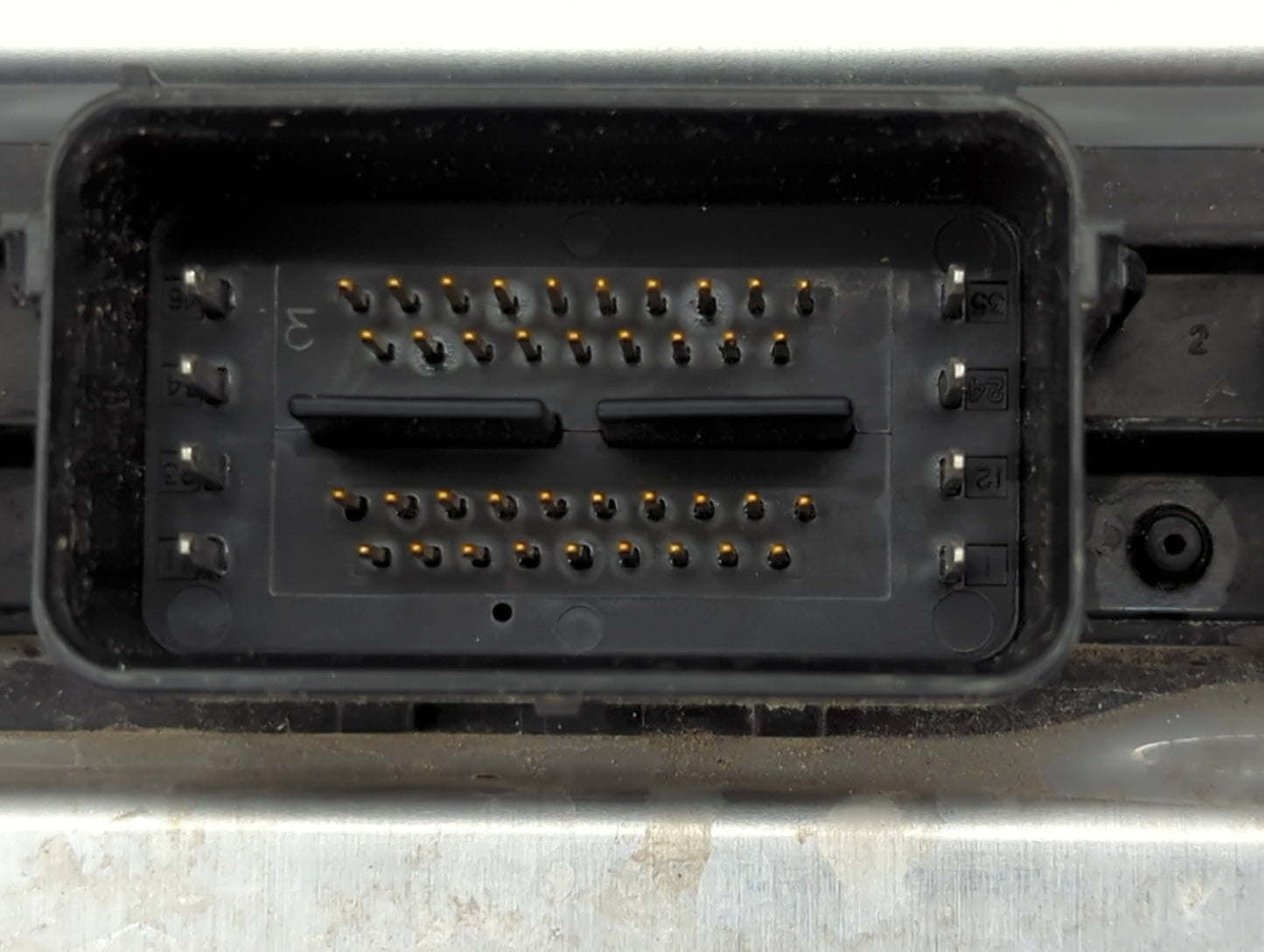 2006 Ford F250sd PCM Engine Control Computer ECU ECM PCU OEM P/N:PCM-122 6C3A-12A650-BZB Fits OEM Used Auto Parts - Oemuseda