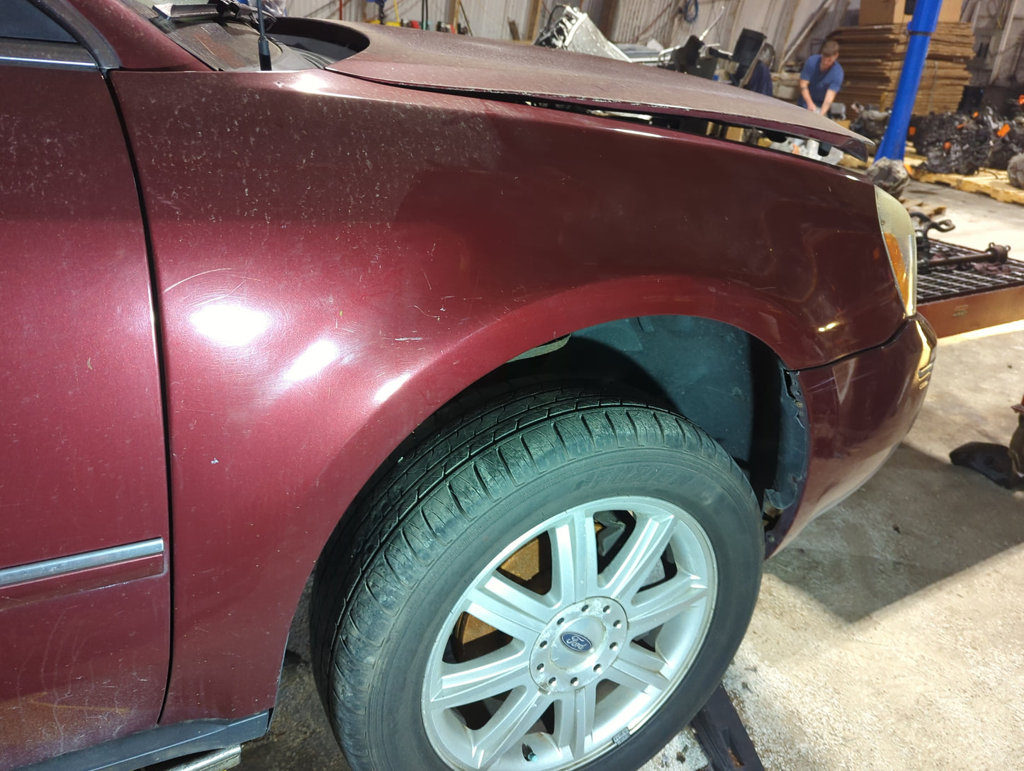 2005-2007 Ford Five Hundred Passenger Fender - Oemusedautoparts1.com