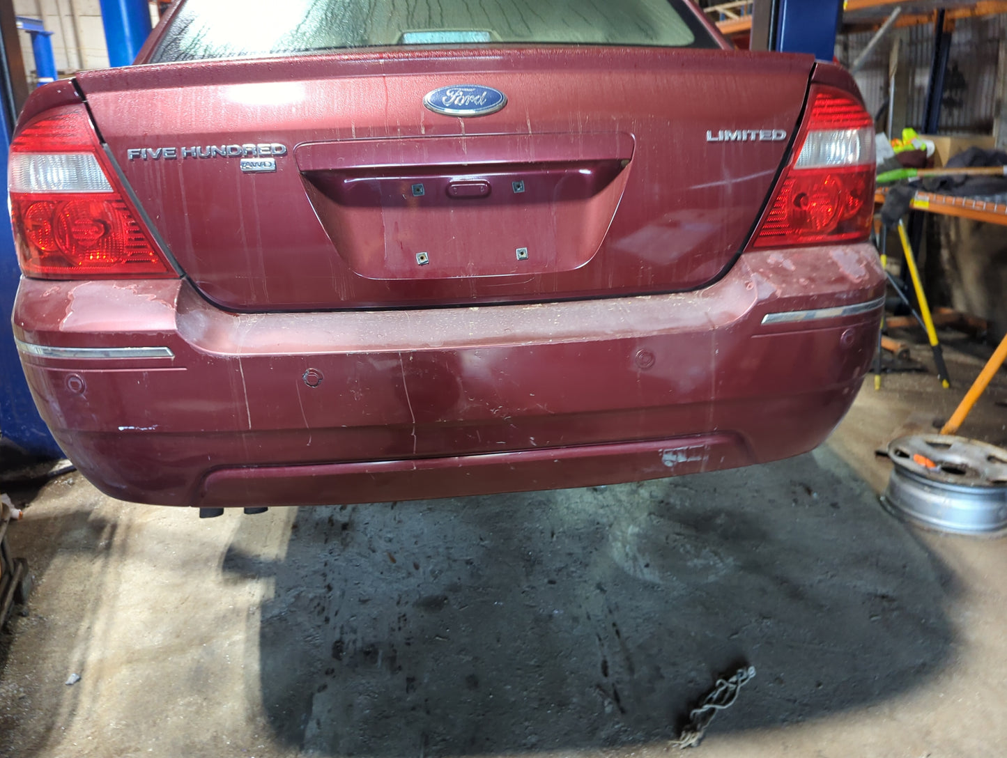 2005-2007 Ford Five Hundred Rear Bumper Assembly Oem - Oemusedautoparts1.com