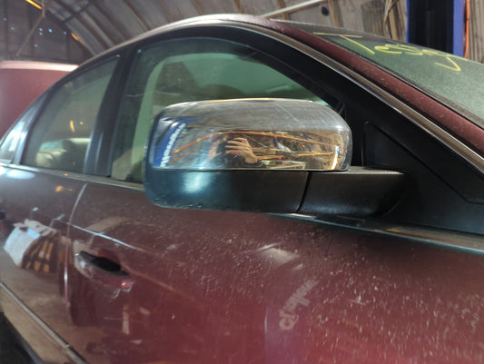 2005-2007 Ford Five Hundred Passenger Side View Mirror - Right Door Mirror OEM Used - Oemusedautoparts1.com