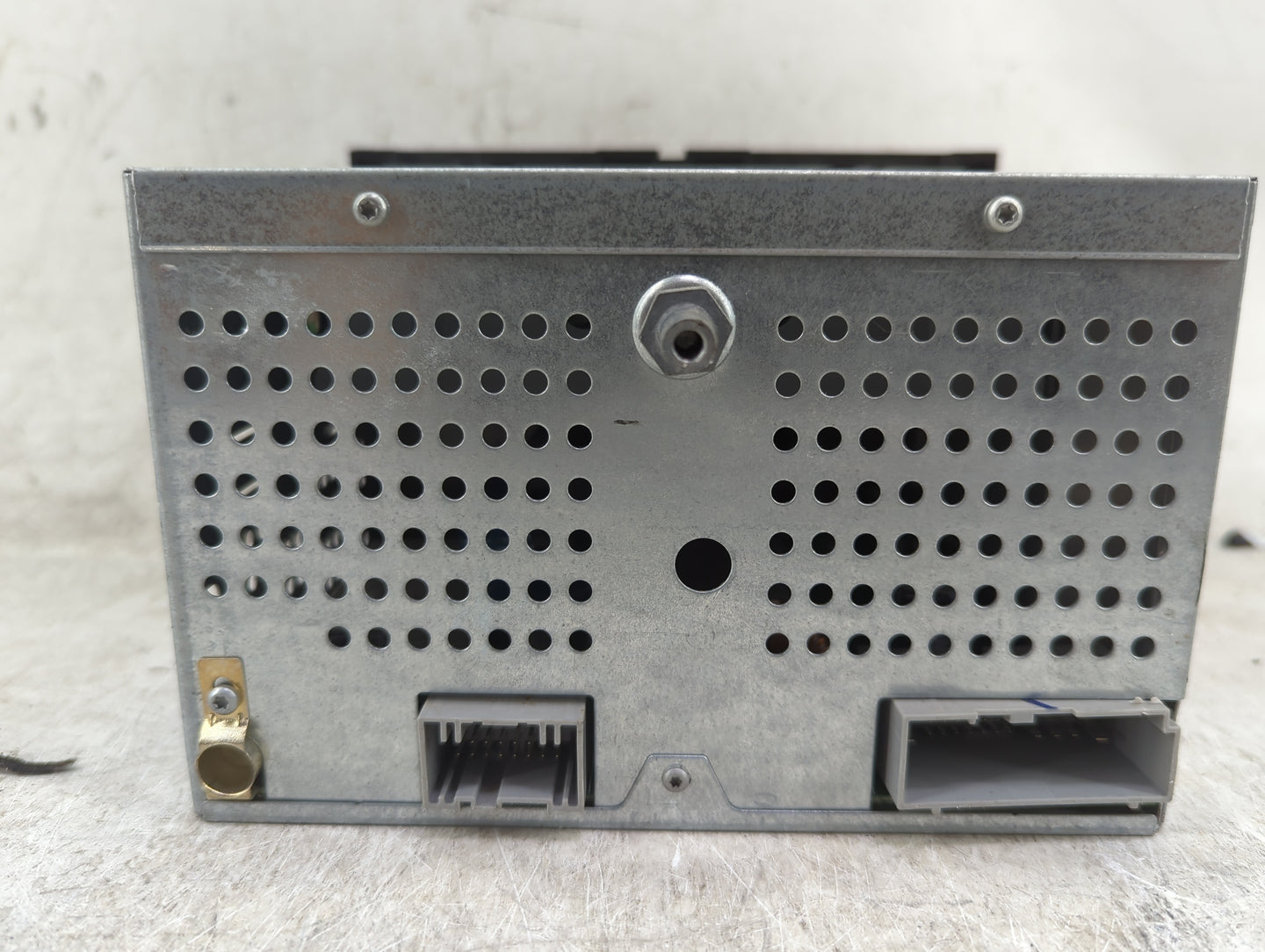 2006-2007 Ford Five Hundred Radio AM FM Cd Player Receiver Replacement P/N:6F9T-18C869-BC Fits Fits 2006 2007 OEM Used Auto 