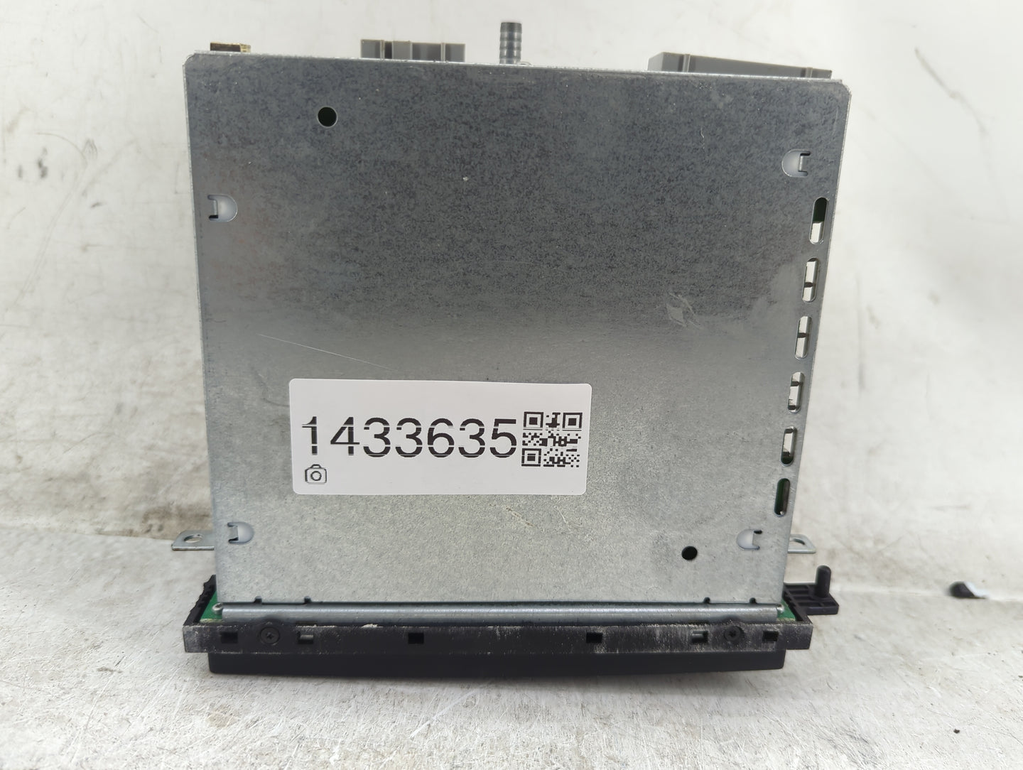2006-2007 Ford Five Hundred Radio AM FM Cd Player Receiver Replacement P/N:6F9T-18C869-BC Fits Fits 2006 2007 OEM Used Auto 
