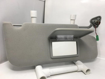 2005-2007 Ford Five Hundred Sun Visor Shade Replacement Passenger Right Mirror Fits Fits 2005 2006 2007 OEM Used Auto Parts