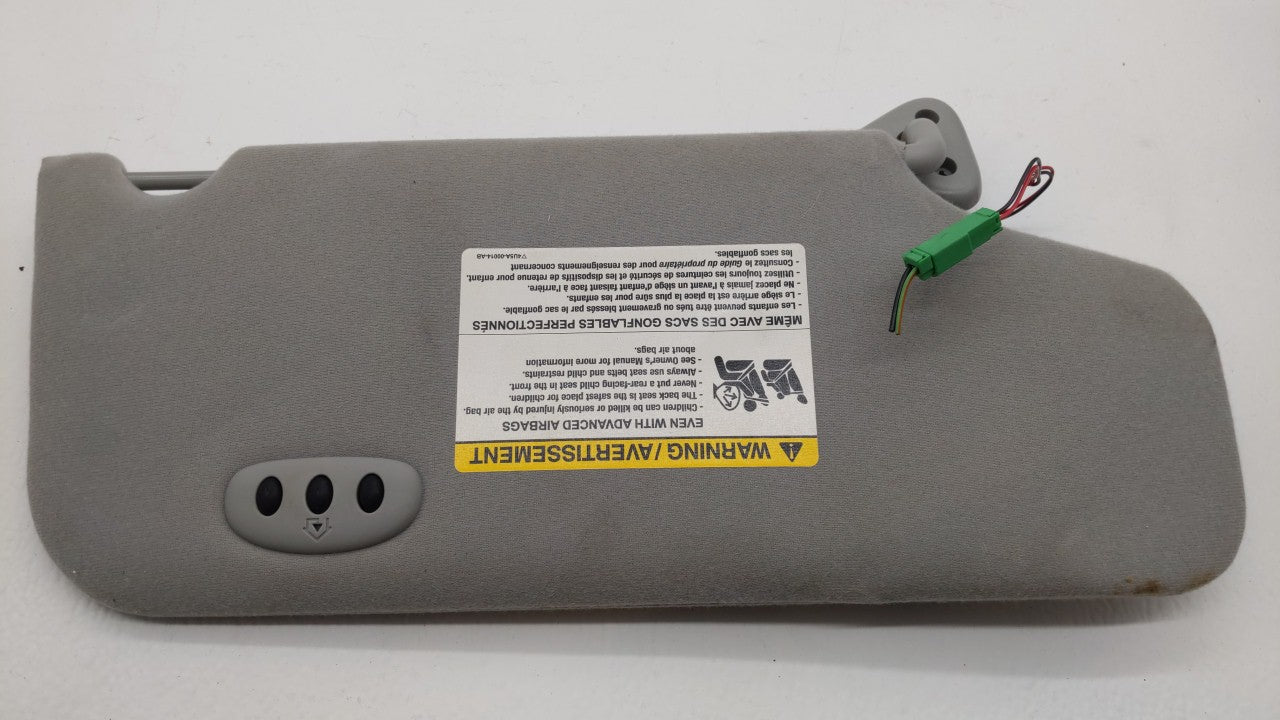 2005-2006 Ford Five Hundred Sun Visor Shade Replacement Driver Left Mirror Fits Fits 2005 2006 OEM Used Auto Parts - Oemused