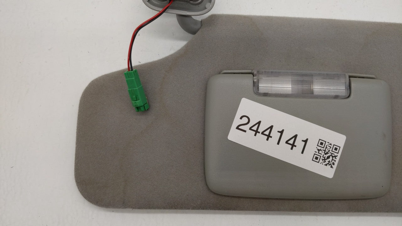 2005-2007 Ford Five Hundred Sun Visor Shade Replacement Driver Left Mirror Fits Fits 2005 2006 2007 OEM Used Auto Parts - Oe