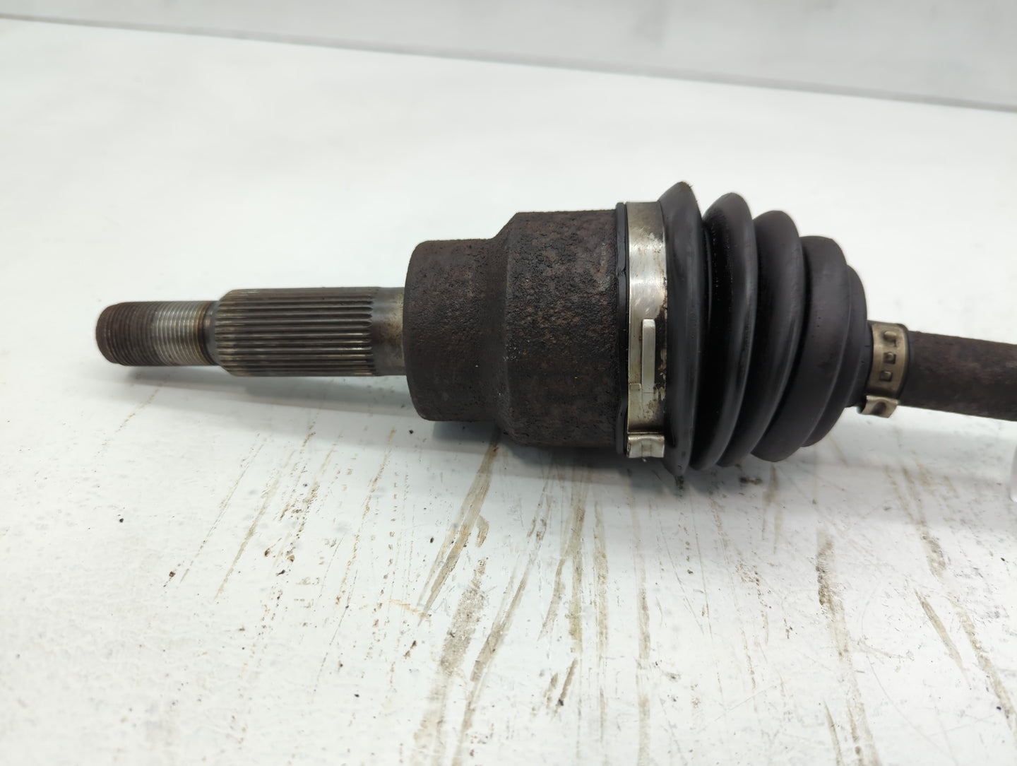 2005-2007 Ford Five Hundred Axle Shaft Rear Passenger Cv C/v - Oemusedautoparts1.com
