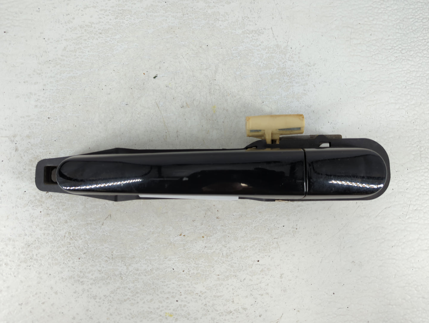2005 Ford Five Hundred Driver Front Left Door Handle Exterior Assembly - Oemusedautoparts1.com