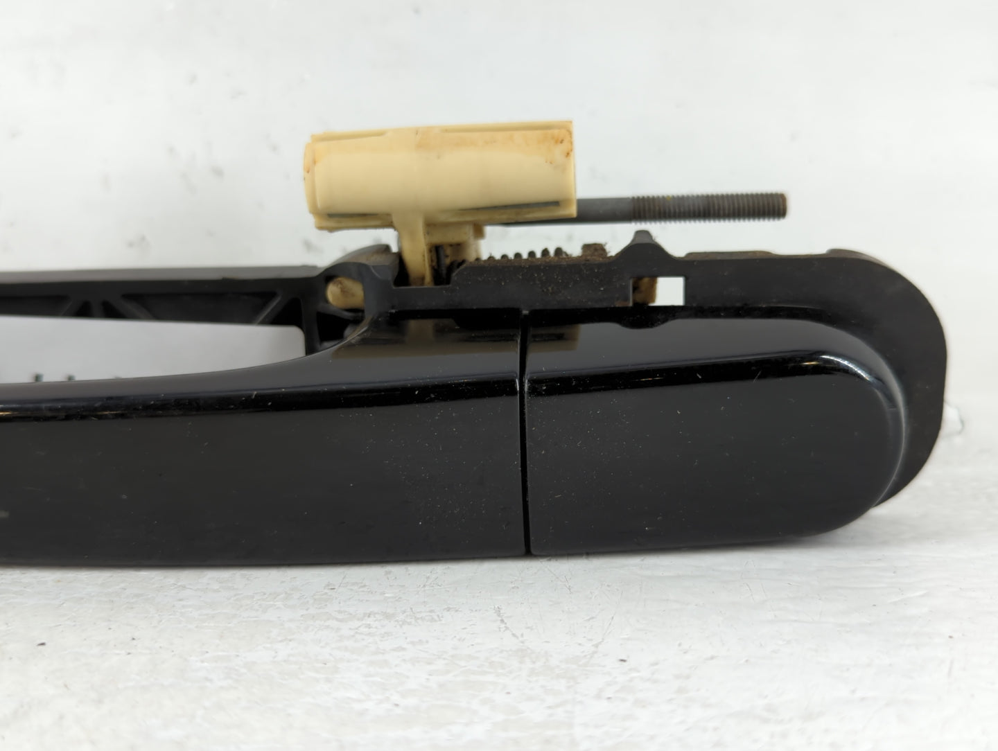 2005 Ford Five Hundred Driver Front Left Door Handle Exterior Assembly - Oemusedautoparts1.com