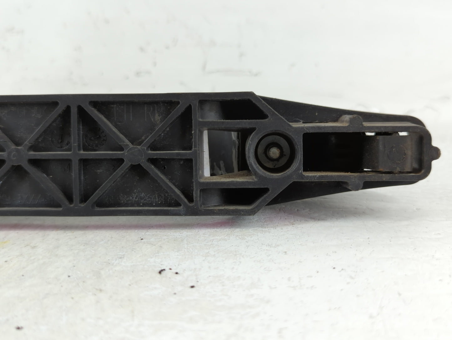 2005 Ford Five Hundred Driver Front Left Door Handle Exterior Assembly - Oemusedautoparts1.com