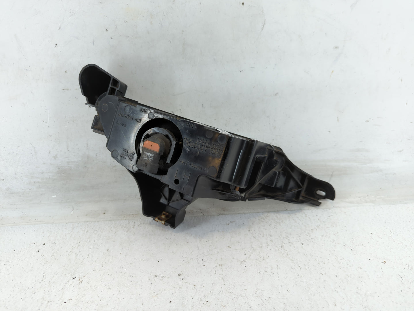 2005-2007 Ford Five Hundred Driver Left Oem Fog Light Lamp - Oemusedautoparts1.com