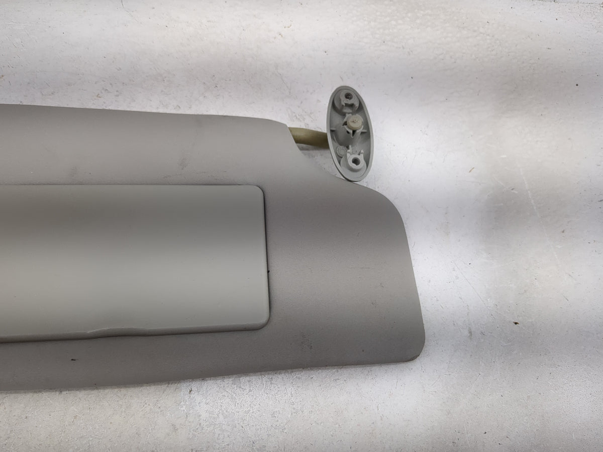 2005-2007 Ford Focus Sun Visor Shade Replacement Passenger Right Mirror Fits Fits 2005 2006 2007 OEM Used Auto Parts - Oemus