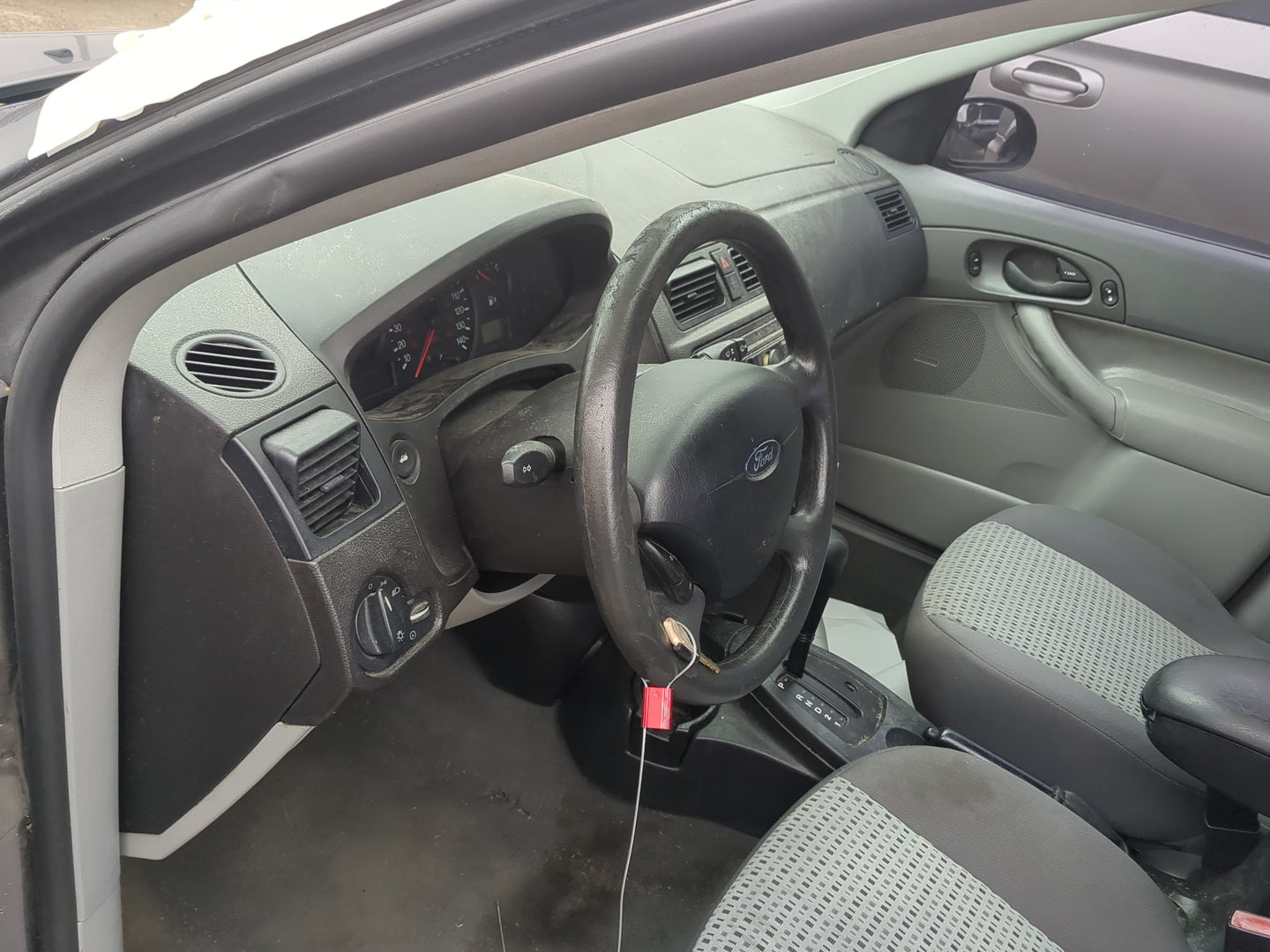2005-2007 Ford Focus Air Bag Driver Left Steering Wheel Mounted 1212164 - Oemusedautoparts1.com