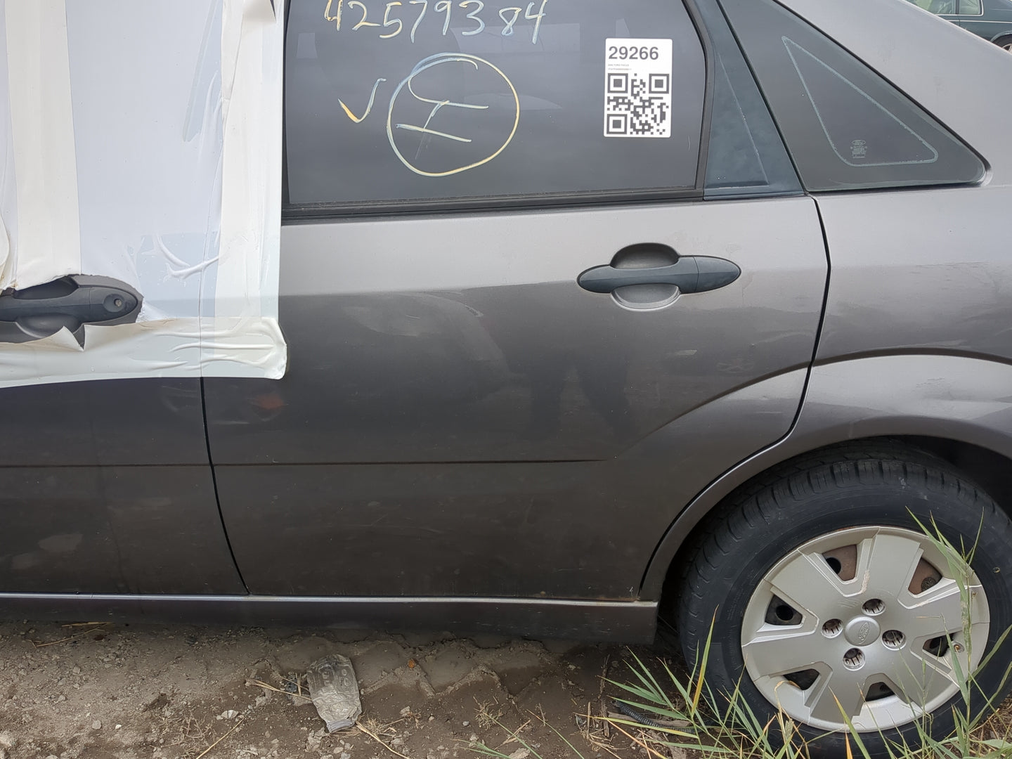 2001-2007 Ford Focus Driver Rear Door Oem - Oemusedautoparts1.com