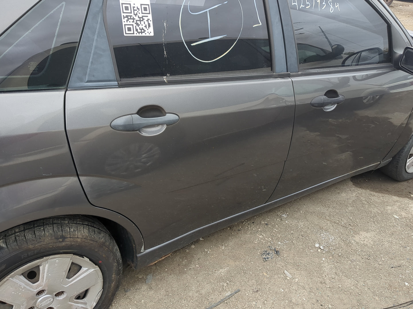 2001-2007 Ford Focus Passenger Rear Door Oem - Oemusedautoparts1.com