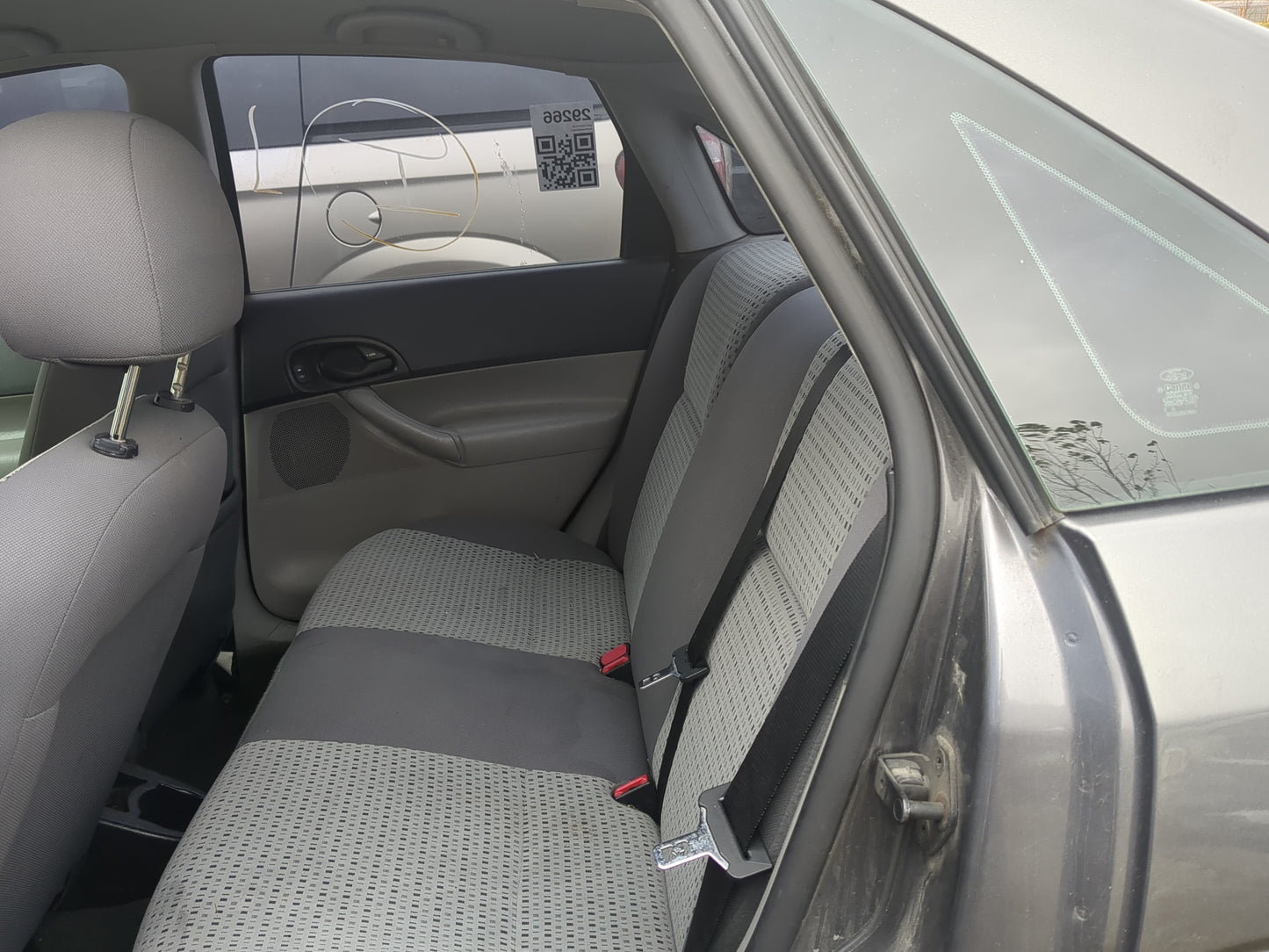 2006 Ford Focus Rear Seat Oem 1212266 - Oemusedautoparts1.com