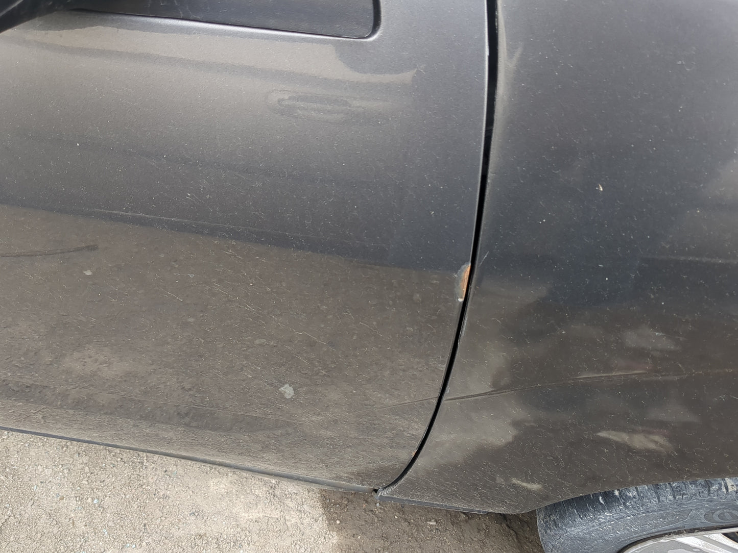 2000-2007 Ford Focus Passenger Front Door Oem 1212307 - Oemusedautoparts1.com