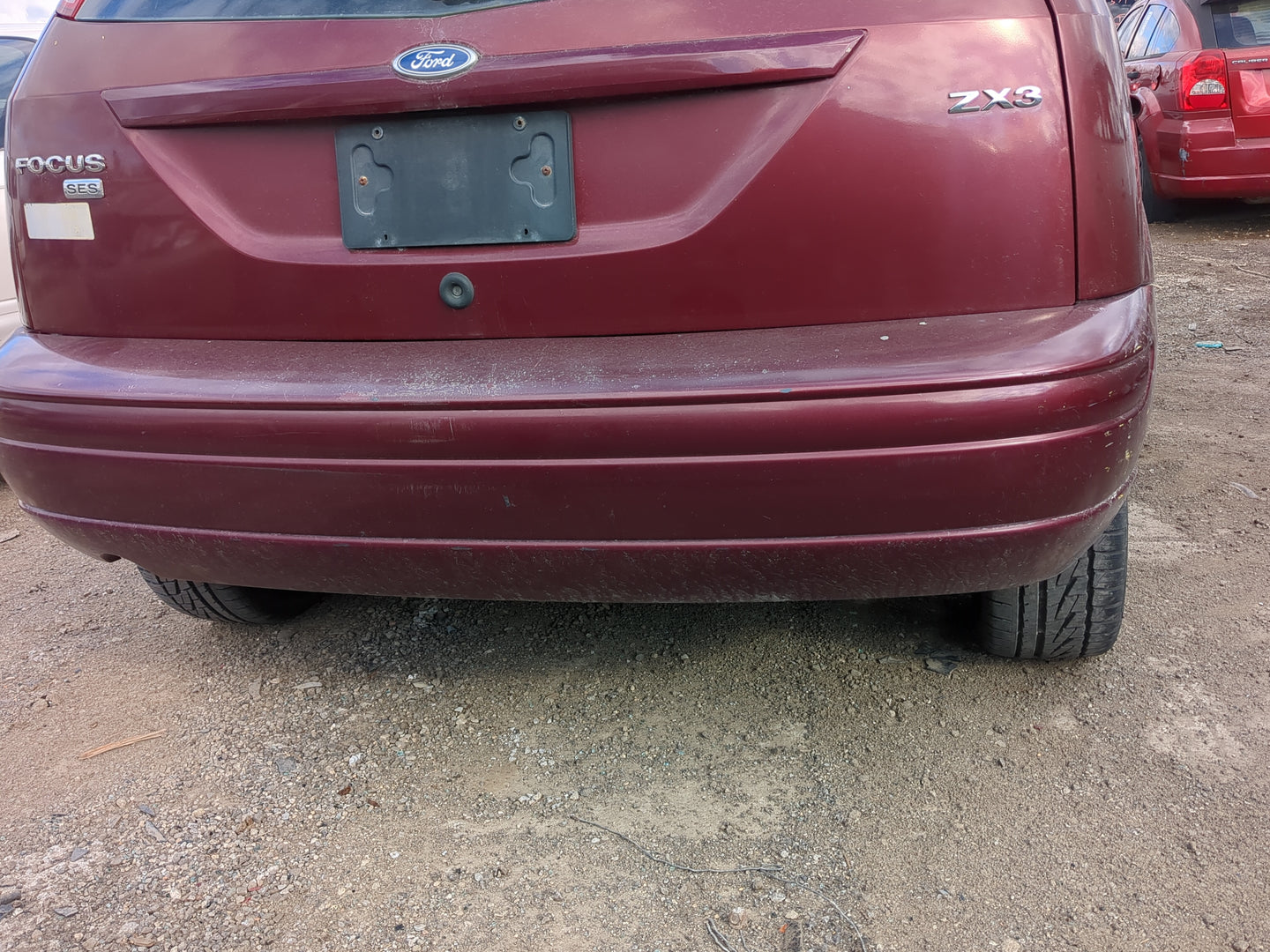 2002-2007 Ford Focus Rear Bumper Assembly Oem - Oemusedautoparts1.com