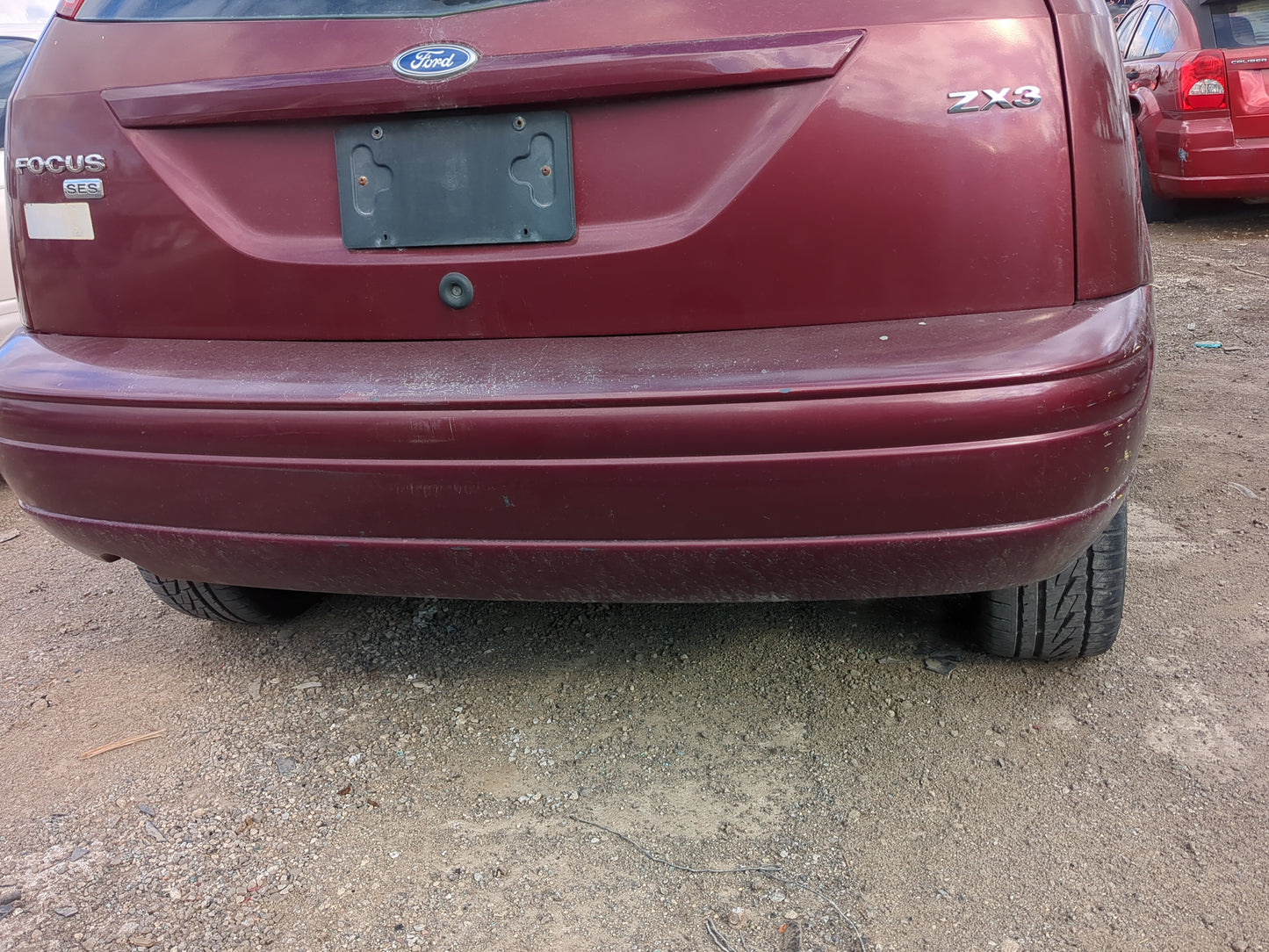 2002-2007 Ford Focus Rear Bumper Assembly Oem - Oemusedautoparts1.com