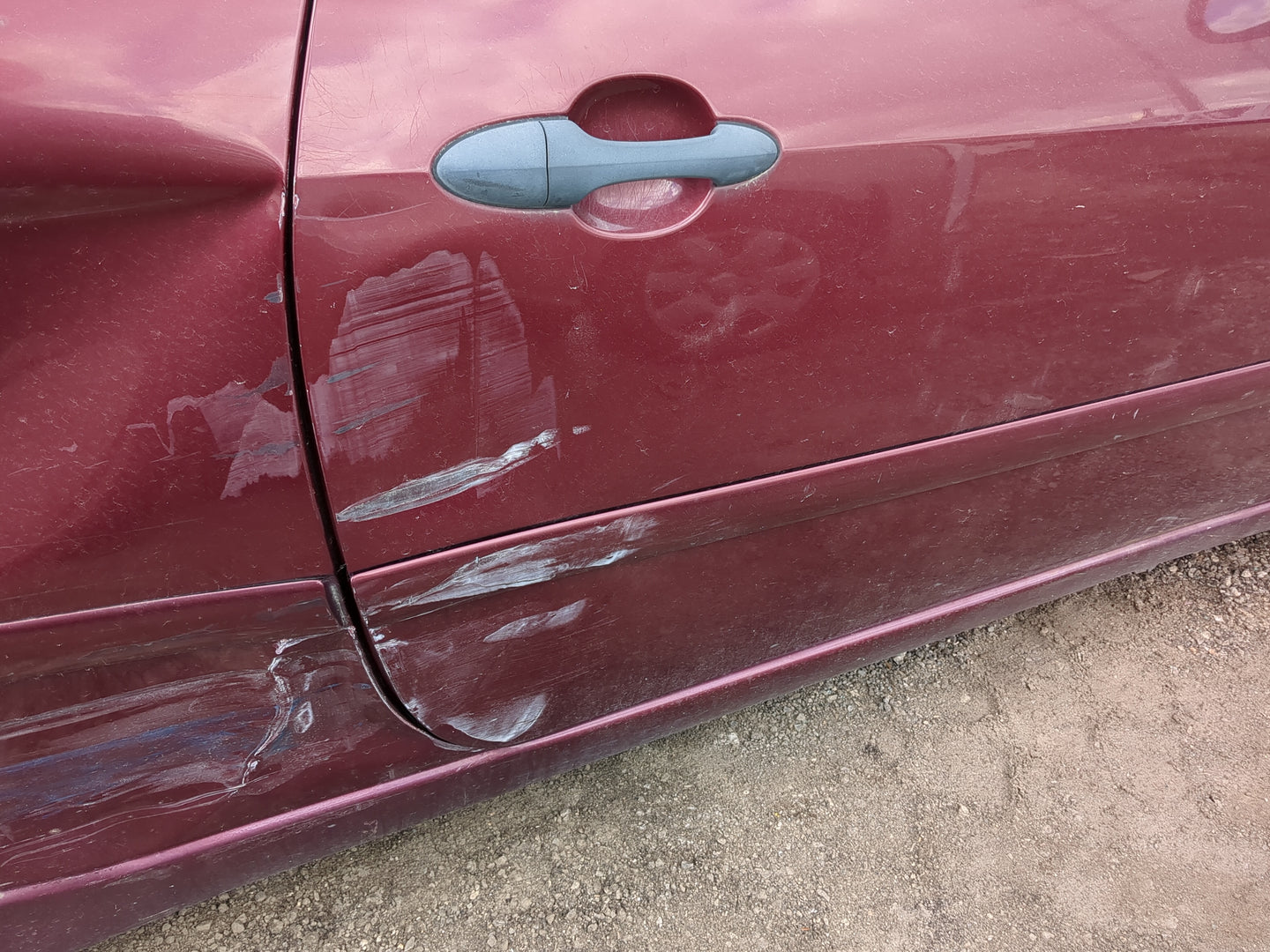2000-2007 Ford Focus Passenger Front Door Oem 1214954 - Oemusedautoparts1.com