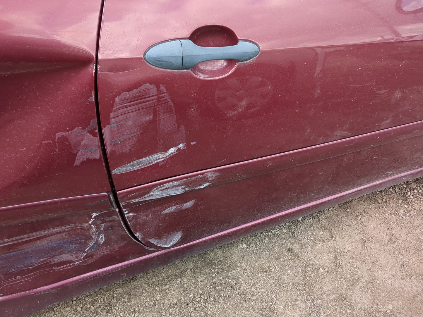 2000-2007 Ford Focus Passenger Front Door Oem 1214954 - Oemusedautoparts1.com