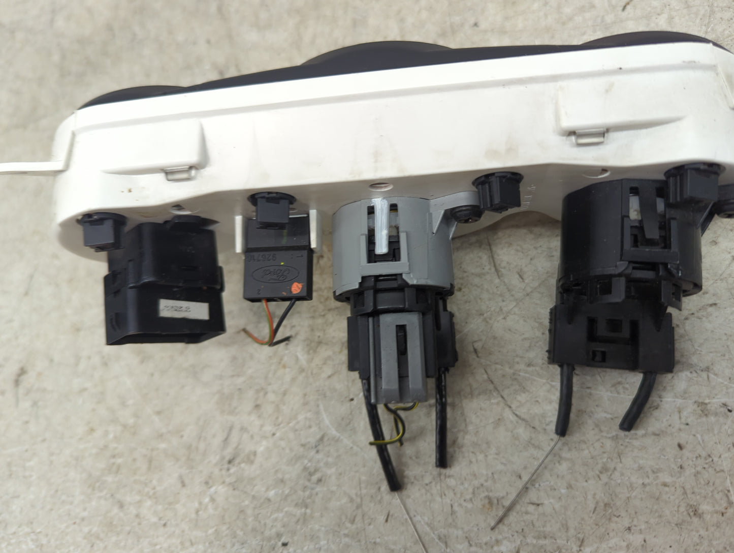 2000-2007 Ford Focus Climate Control Module Temperature AC/Heater Replacement P/N:98AB-18C419-AG 98AB 18C419 AE Fits OEM Use
