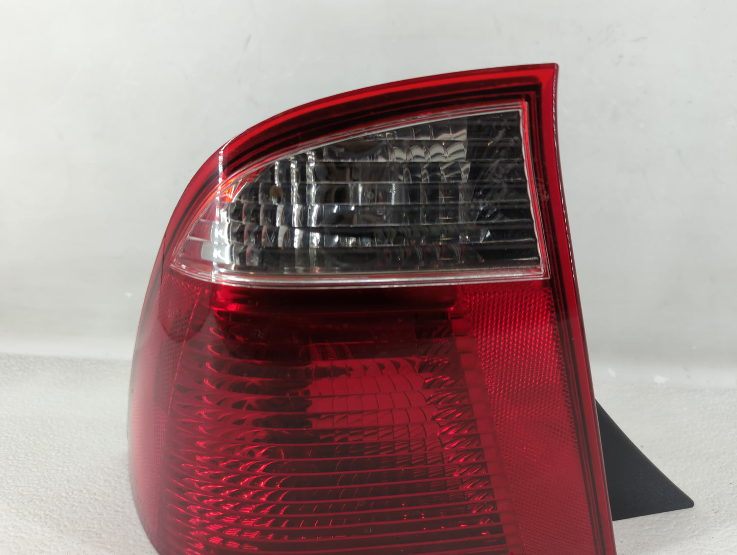 2005-2007 Ford Focus Tail Light Assembly Driver Left OEM P/N:5S43-13B505-A Fits Fits 2005 2006 2007 OEM Used Auto Parts - Oe