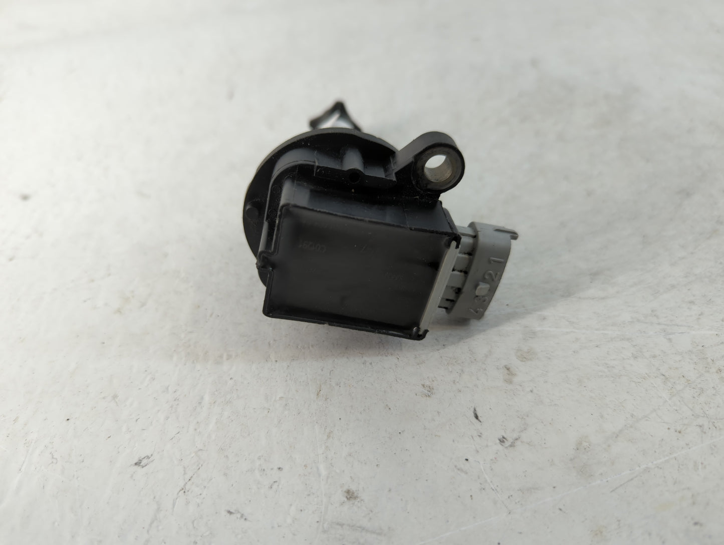 2003-2011 Ford Focus Ignition Coil Igniter Pack - Oemusedautoparts1.com