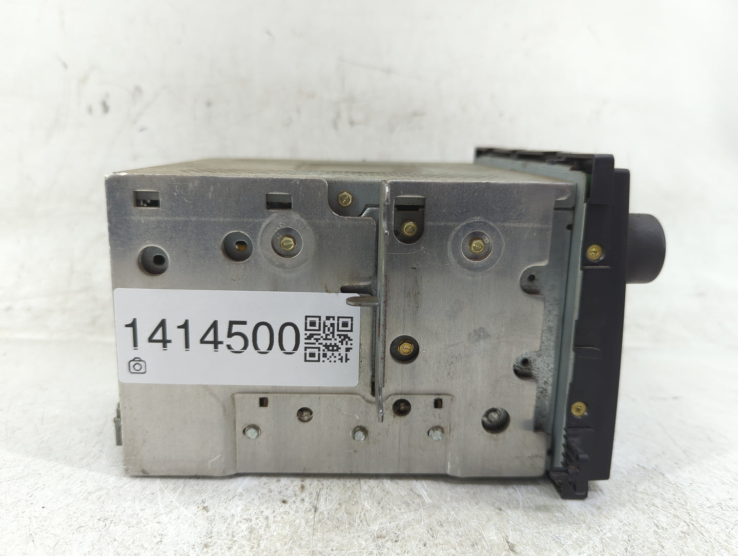 2006-2007 Ford Freestar Radio AM FM Cd Player Receiver Replacement P/N:6F2T-18K810-BA Fits Fits 2006 2007 OEM Used Auto Part