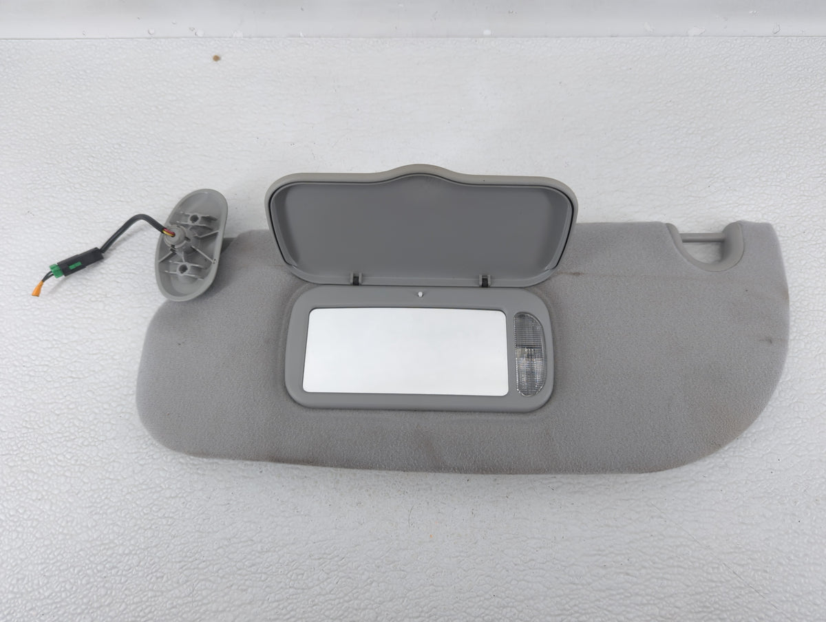 2005-2007 Ford Freestar Sun Visor Shade Replacement Driver Left Mirror Fits Fits 2005 2006 2007 OEM Used Auto Parts - Oemuse
