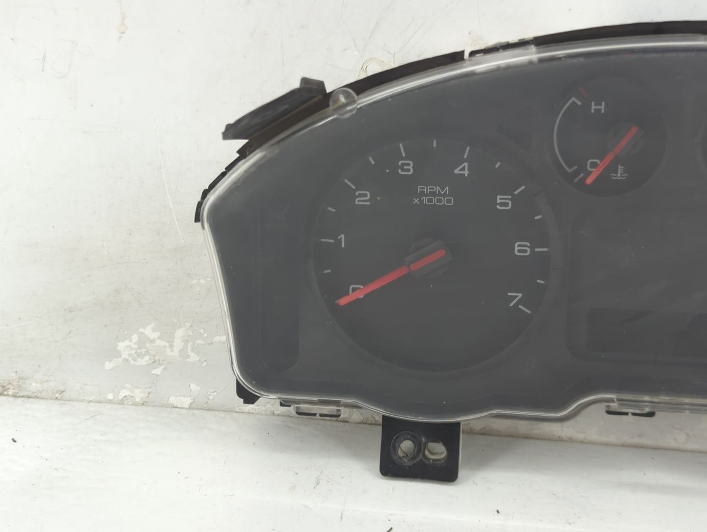 2006 Ford Freestyle Instrument Cluster Speedometer Gauges P/N:6F9T-10A855-CA Fits OEM Used Auto Parts - Oemusedautoparts1.co