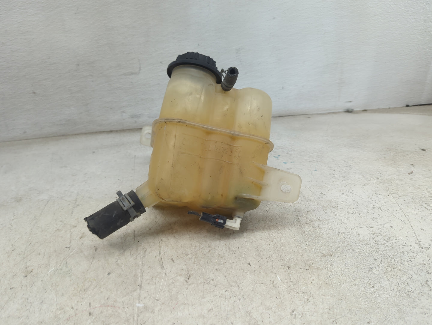 2005-2007 Ford Freestyle Windshield Washer Fluid Reservoir Bottle Oem 1478908 - Oemusedautoparts1.com