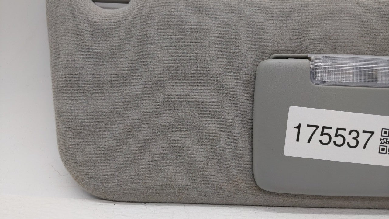 2005-2007 Ford Freestyle Sun Visor Shade Replacement Passenger Right Mirror Fits Fits 2005 2006 2007 OEM Used Auto Parts - O