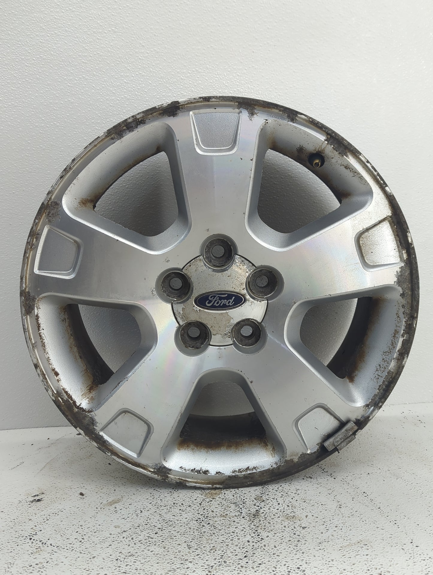2005-2007 Ford Freestyle Oem Wheel Rim 909524 - Oemusedautoparts1.com