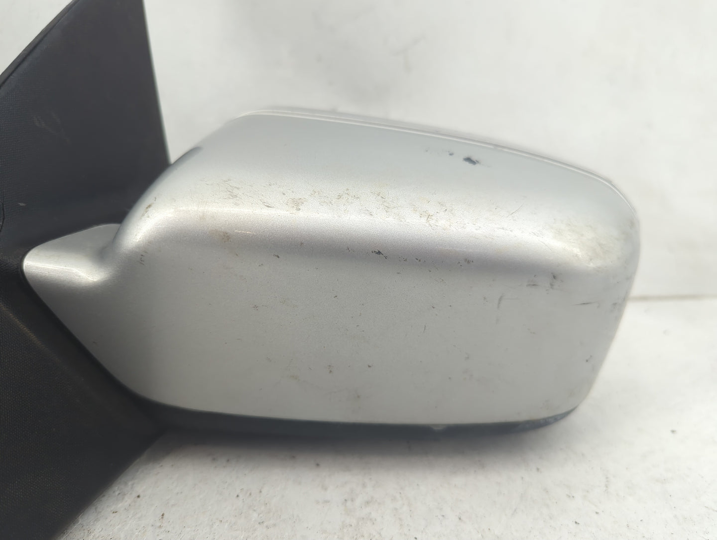 2006-2010 Ford Fusion Driver Side View Mirror - Left Door Mirror OEM Used - Oemusedautoparts1.com